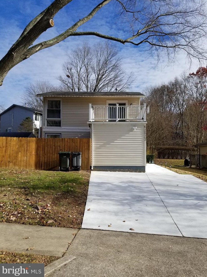 12823 Colby Dr, Woodbridge, VA 22192