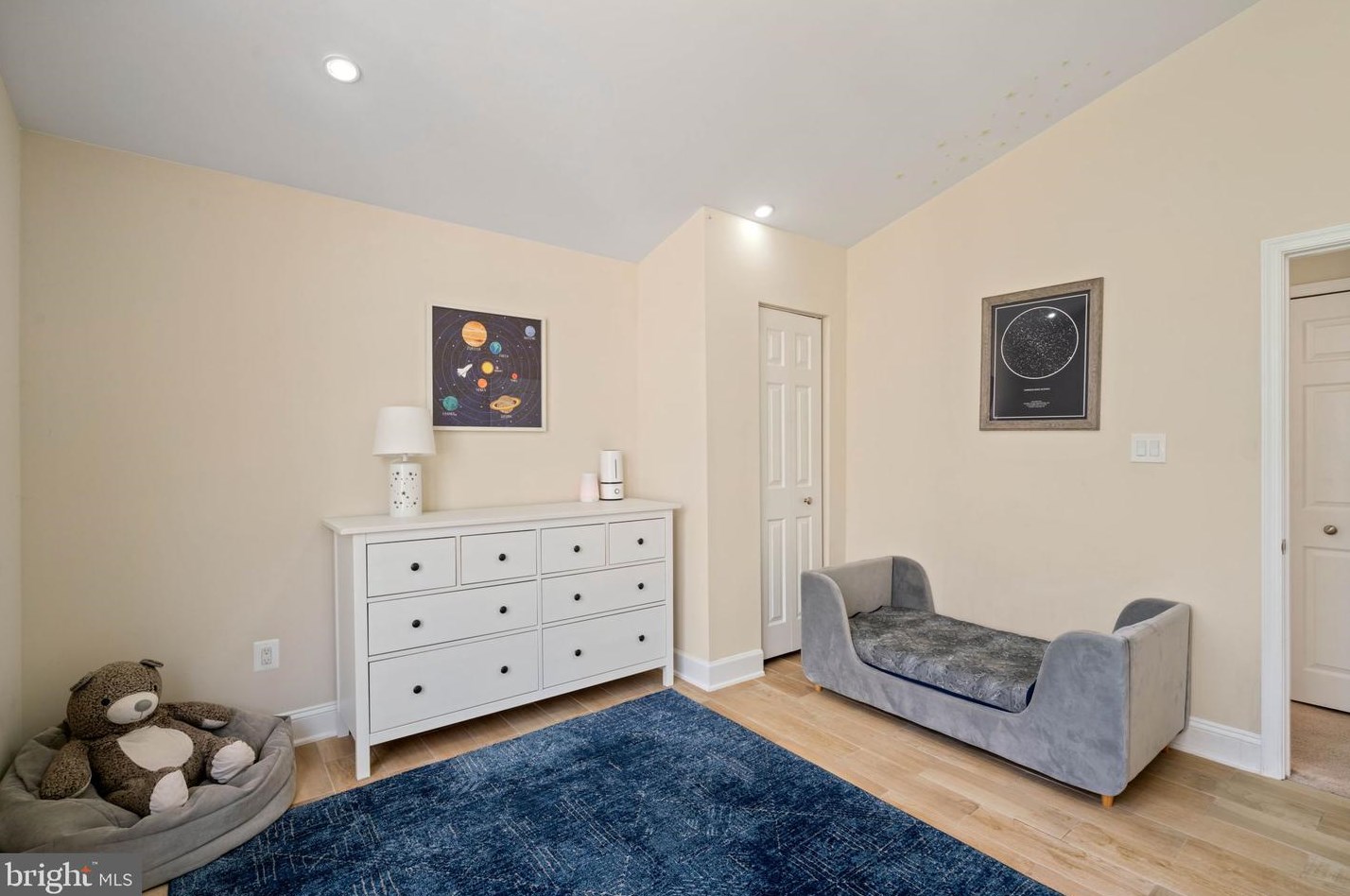 6121 Occoquan Forest Dr, Manassas VA  20112-3034 exterior