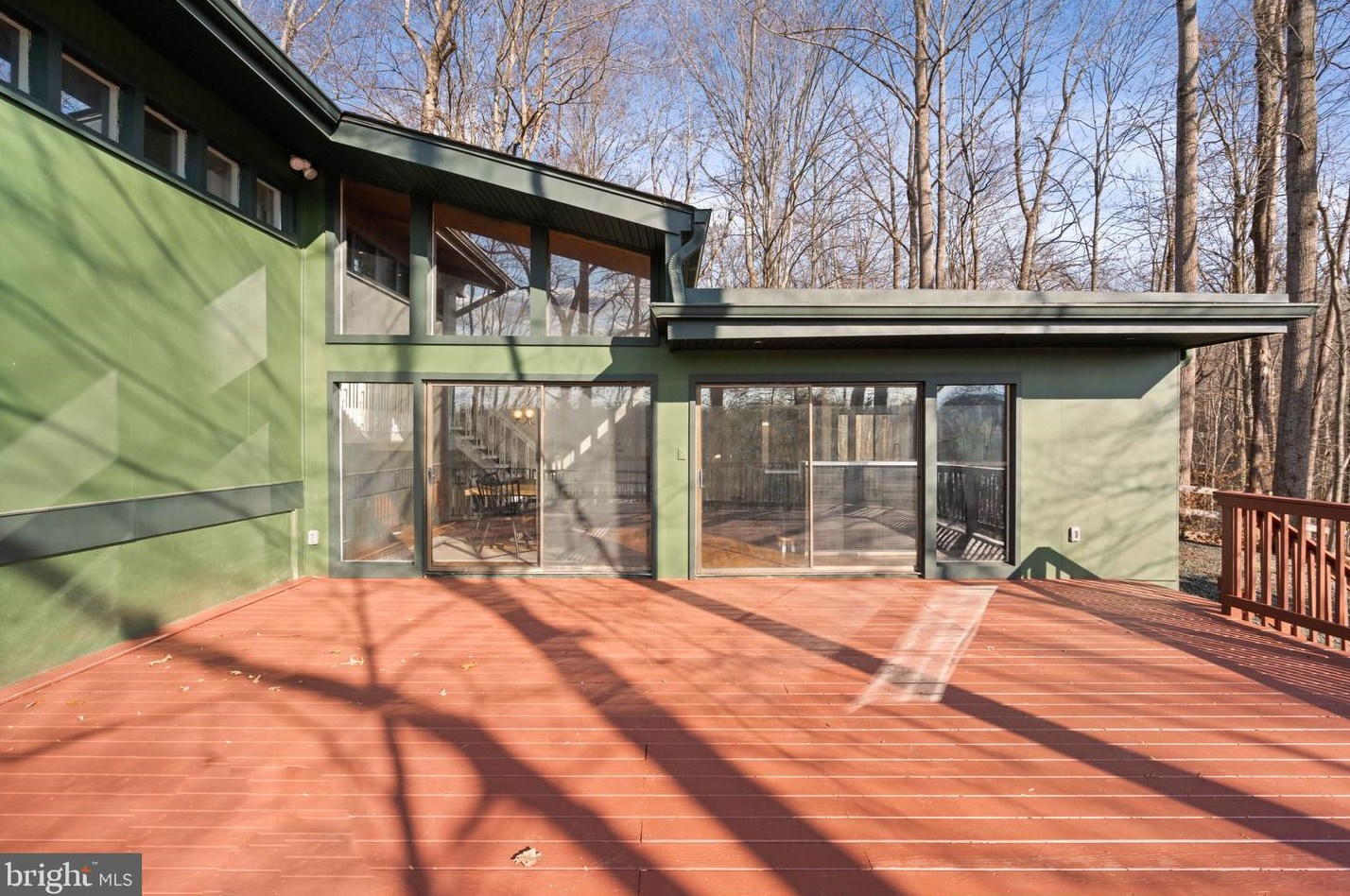 6121 Occoquan Forest Dr, Manassas VA  20112-3034 exterior