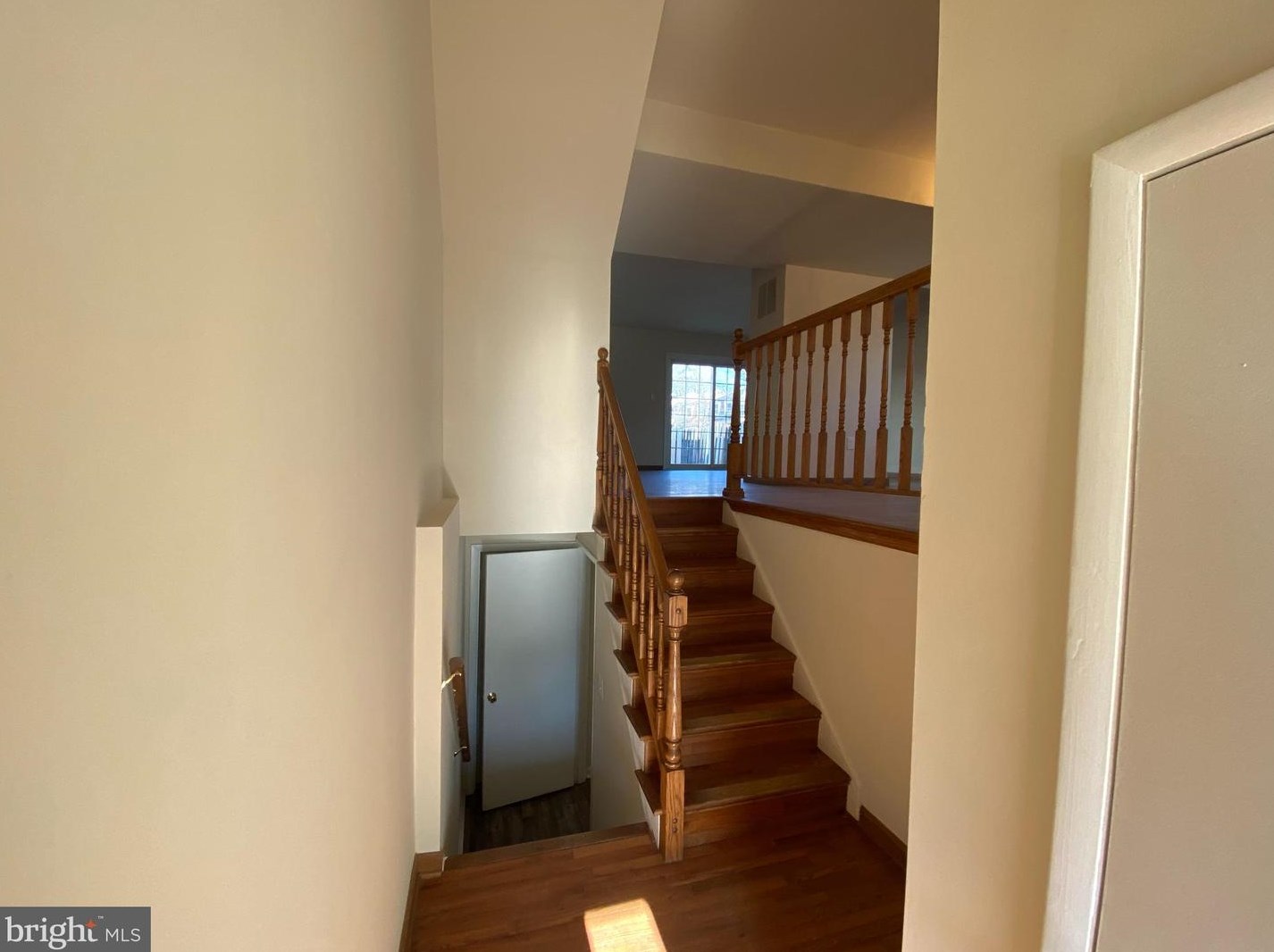 14884 Emberdale Dr, Woodbridge, VA 22193