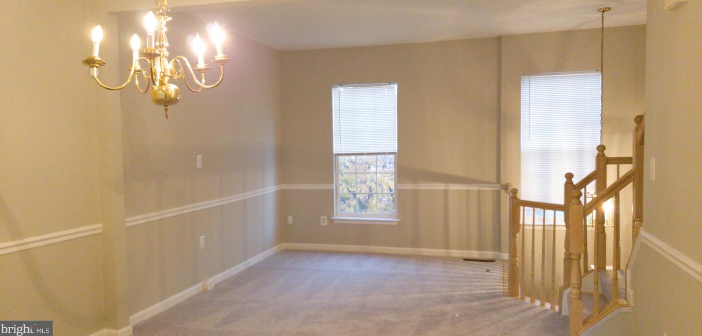 3494 Christy Ln, Woodbridge VA  22193-5968 exterior