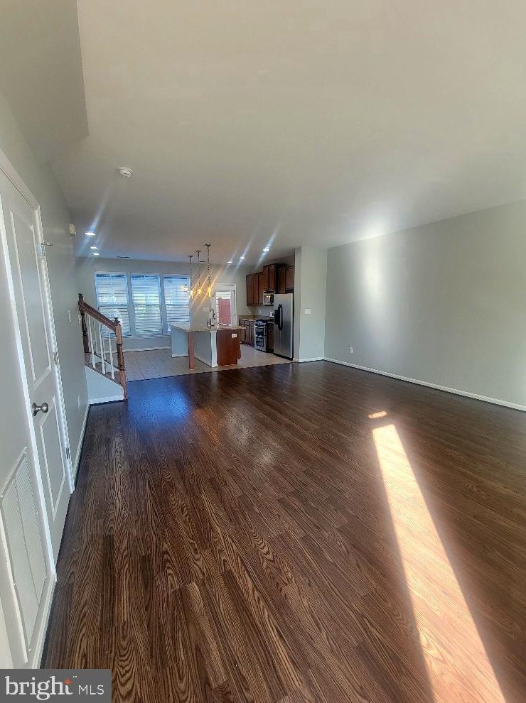 9324 Alvyn Lake Cir, Bristow, VA 20136