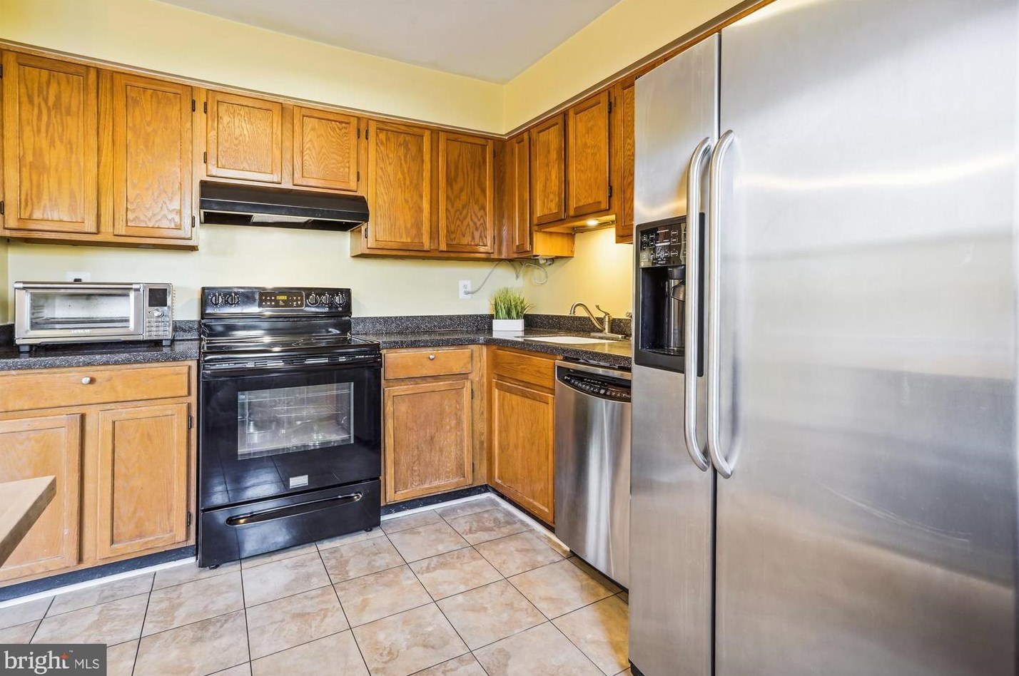 3634 Dahlgren Pl, Dumfries VA  22026-2602 exterior