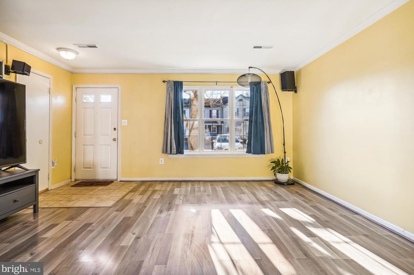 3634 Dahlgren Pl, Dumfries VA  22026-2602 exterior