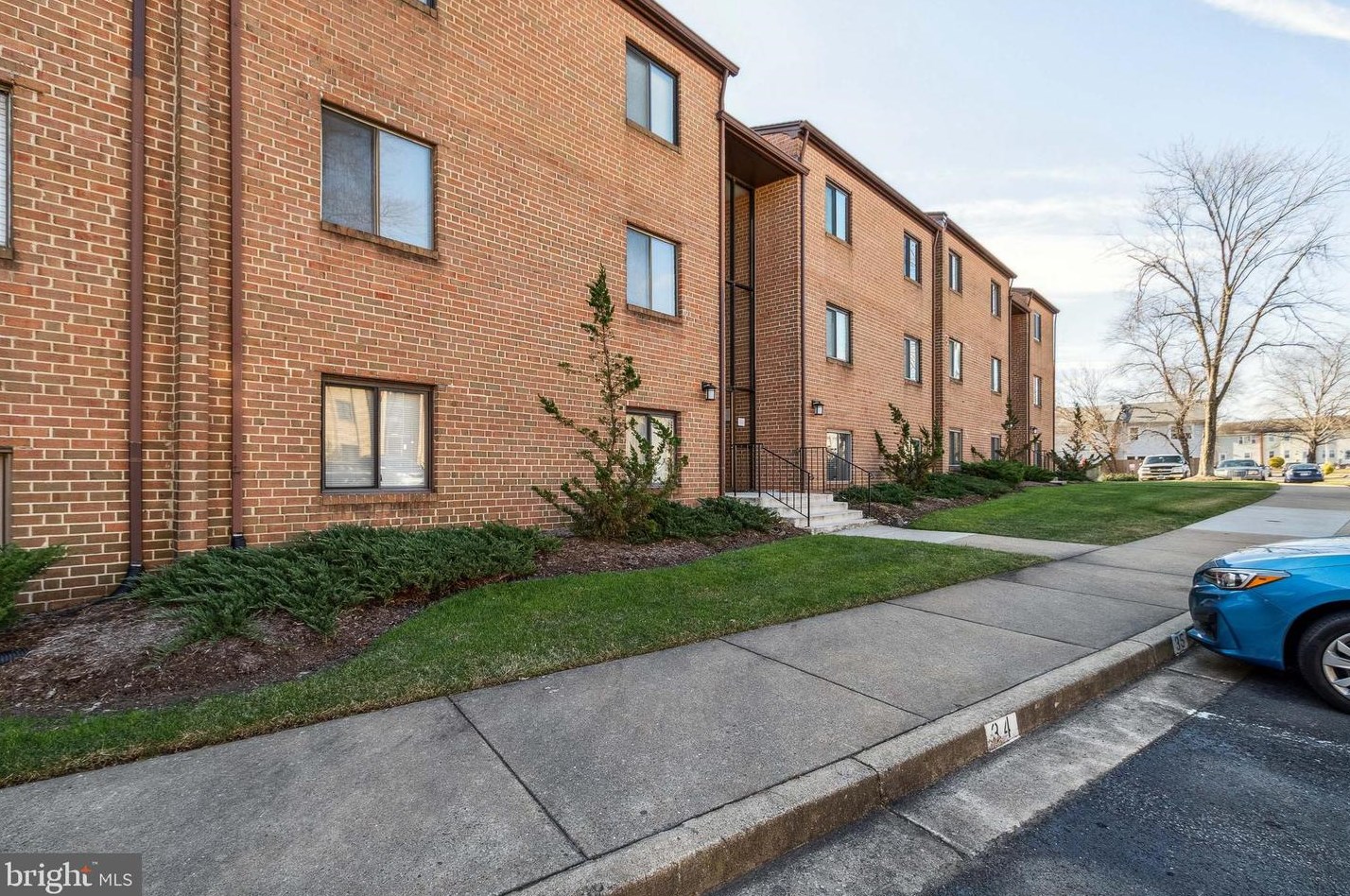10627 Provincial Dr #c, Manassas, VA 20109
