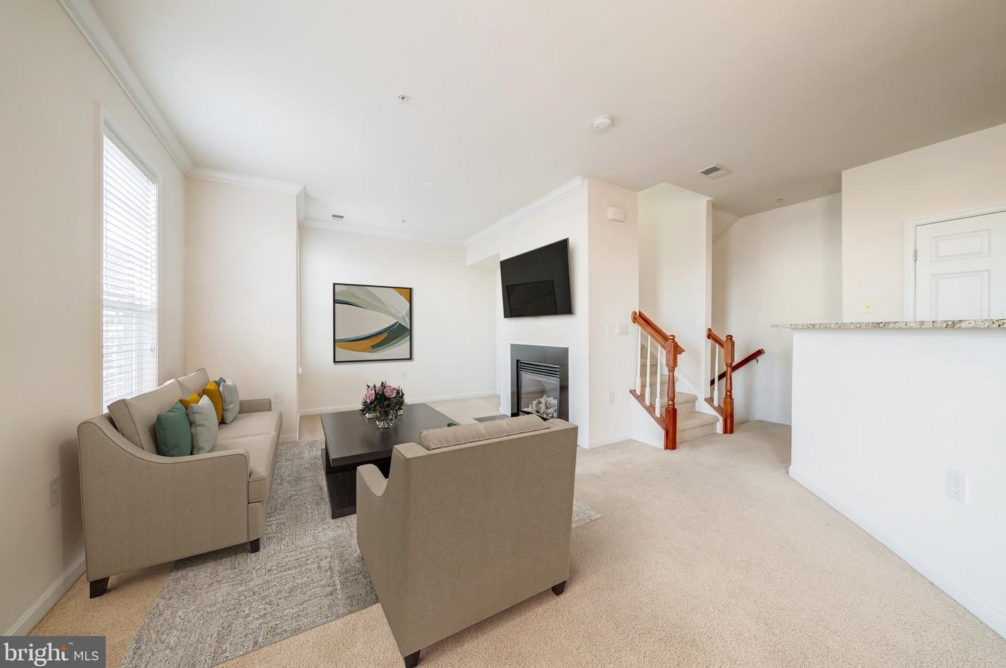 6801 Hampton Bay Ln, Gainesville, VA 20155