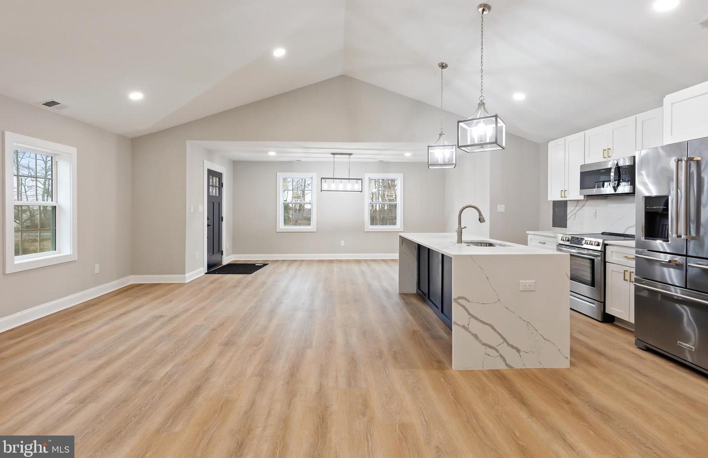 7020 Old Carolina Rd, Gainesville, VA 20155