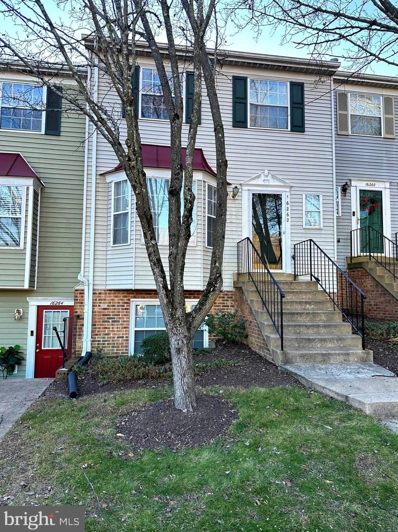 16262 Taconic Cir, Dumfries, VA 22025