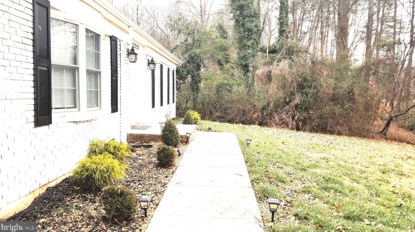 12327 Purcell Rd, Manassas, VA 20112