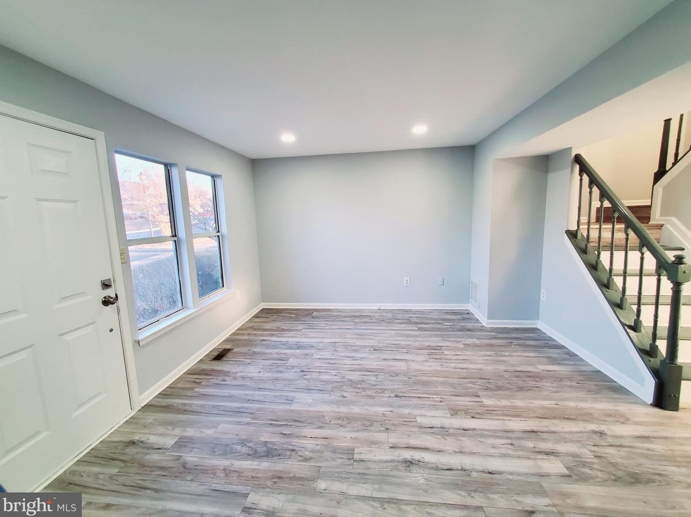 15328 Gatehouse Ter, Woodbridge, VA 22191-4100