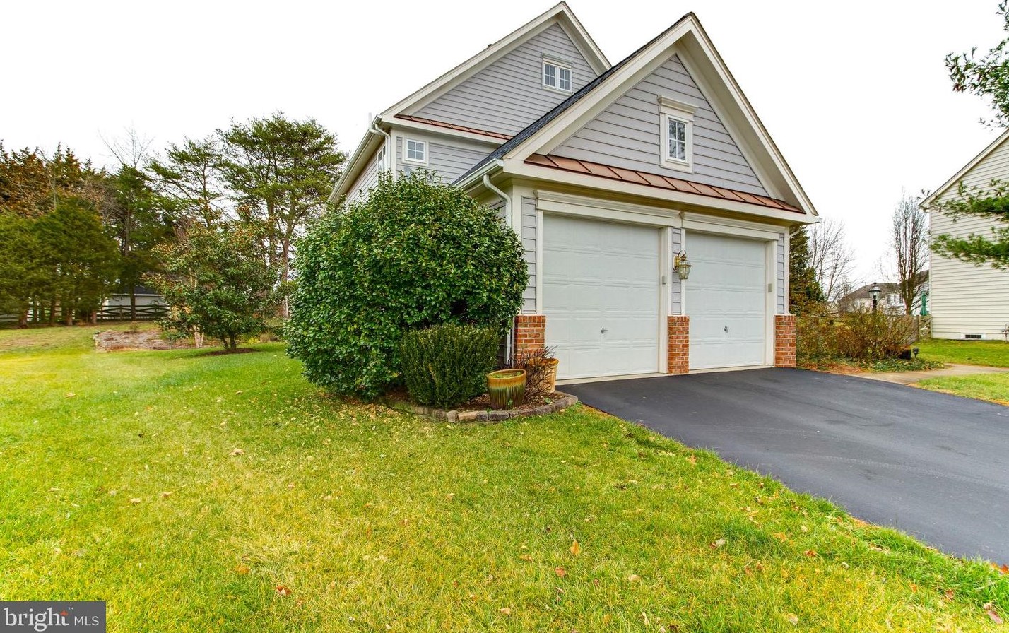 9305 Baylor Park Ct, Bristow, VA 20136