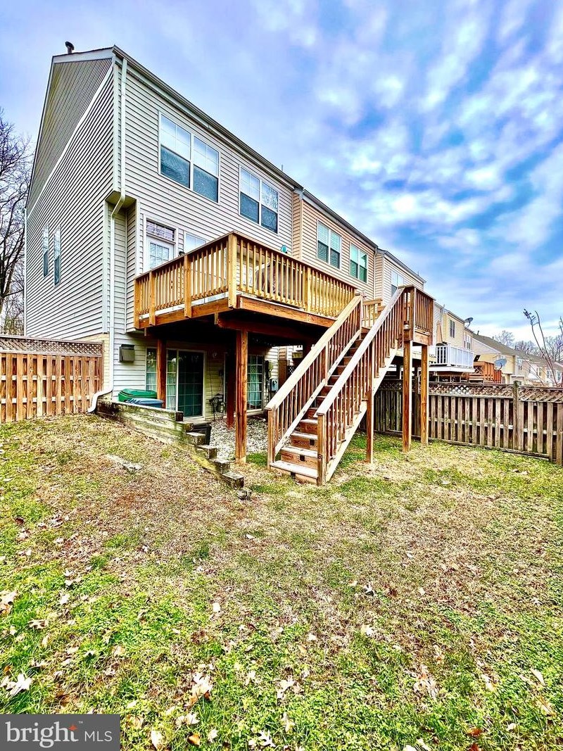 11595 Nellings Pl, Woodbridge, VA 22192