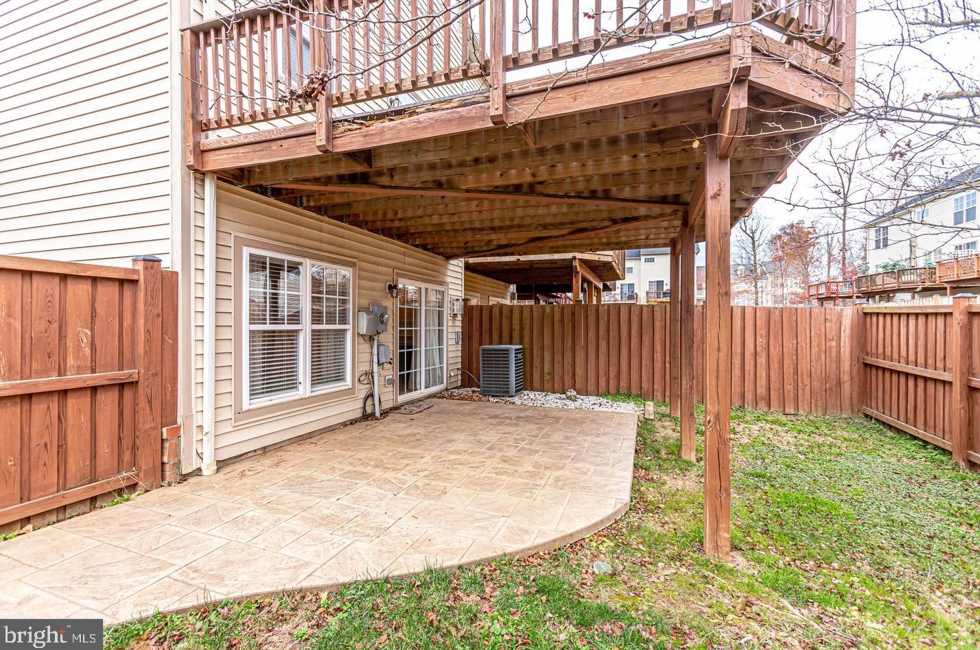 9287 Alvyn Lake Cir, Bristow, VA 20136