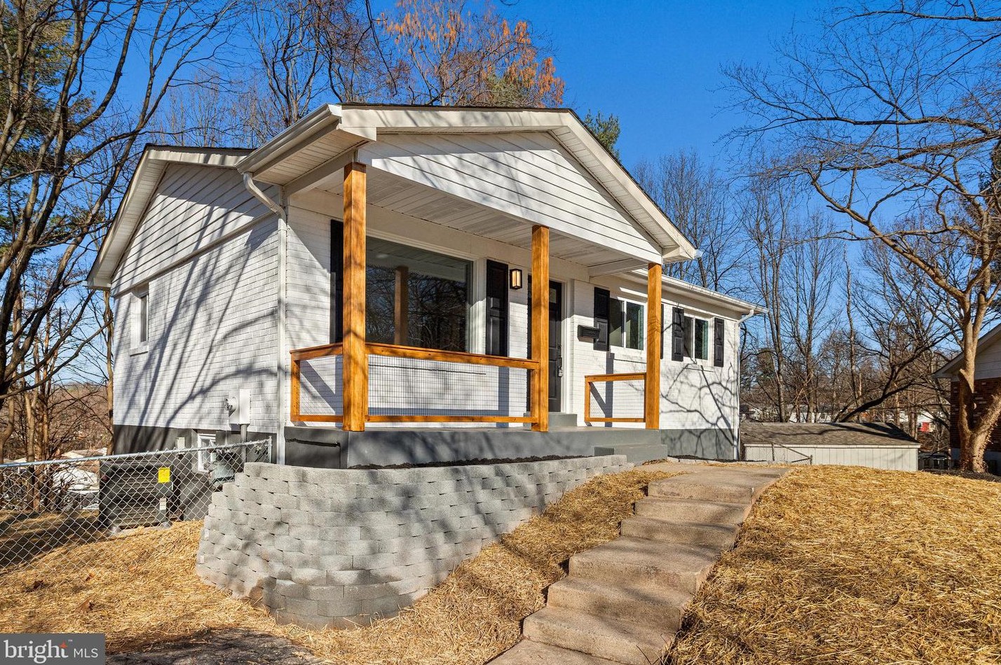 4508 Hanover Ct, Woodbridge, VA 22193