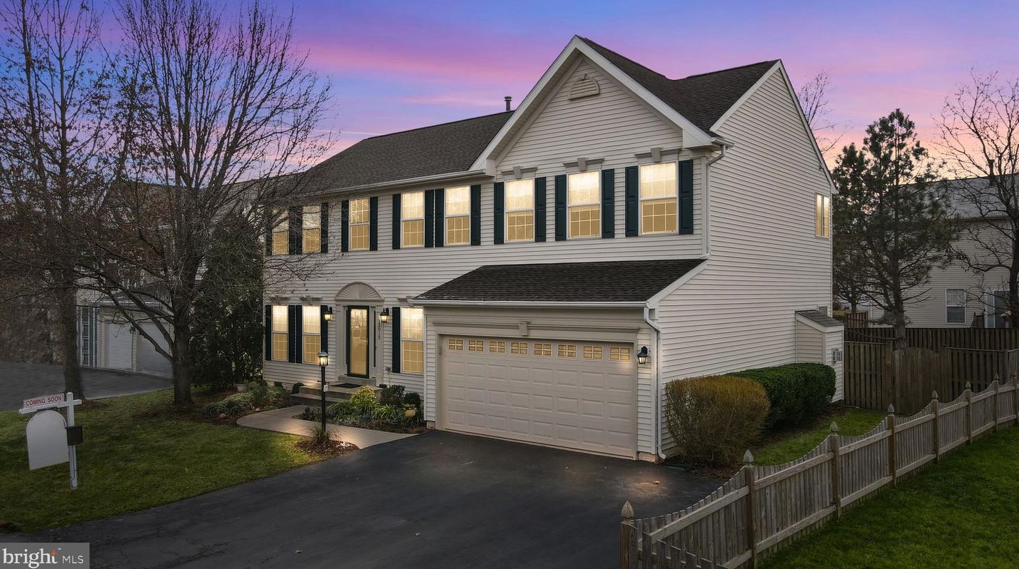 12015 Youngtree Ct, Bristow, VA 20136