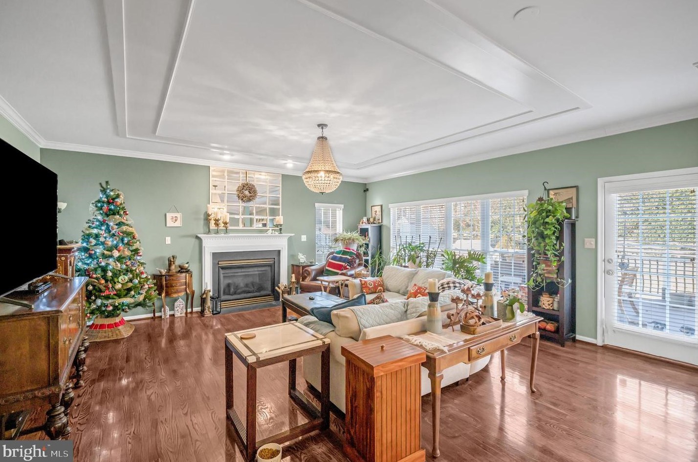 12428 Great Falls Dr, Bristow, VA 20136