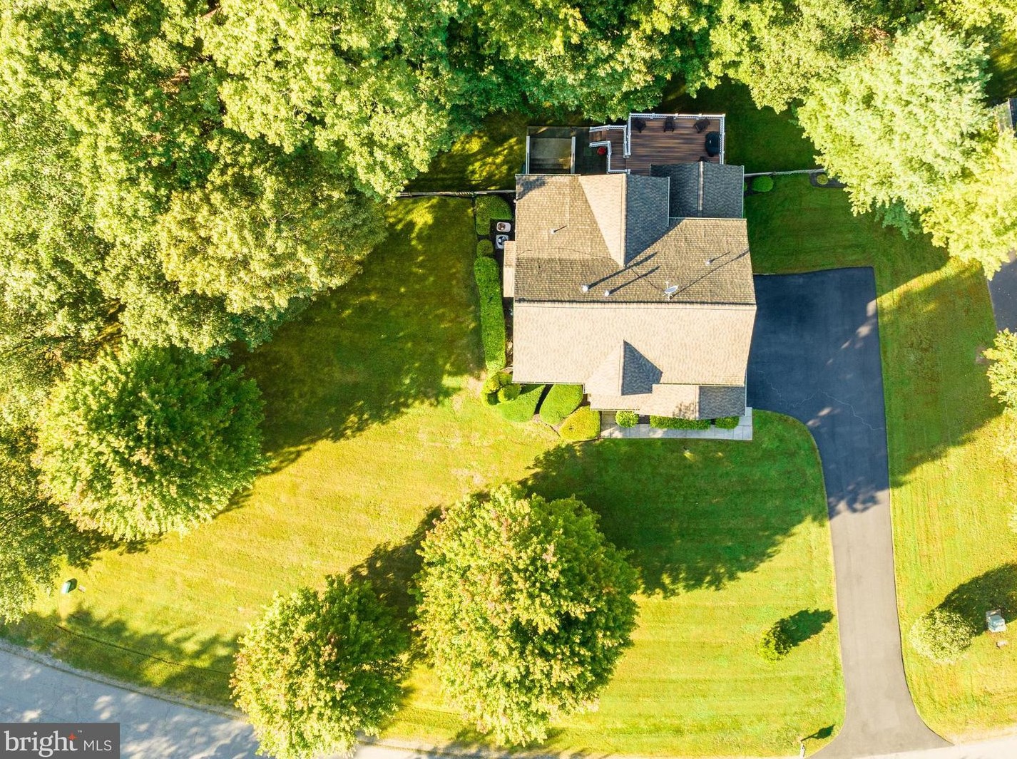 14018 Flagtree Pl, Manassas VA  20112-3884 exterior