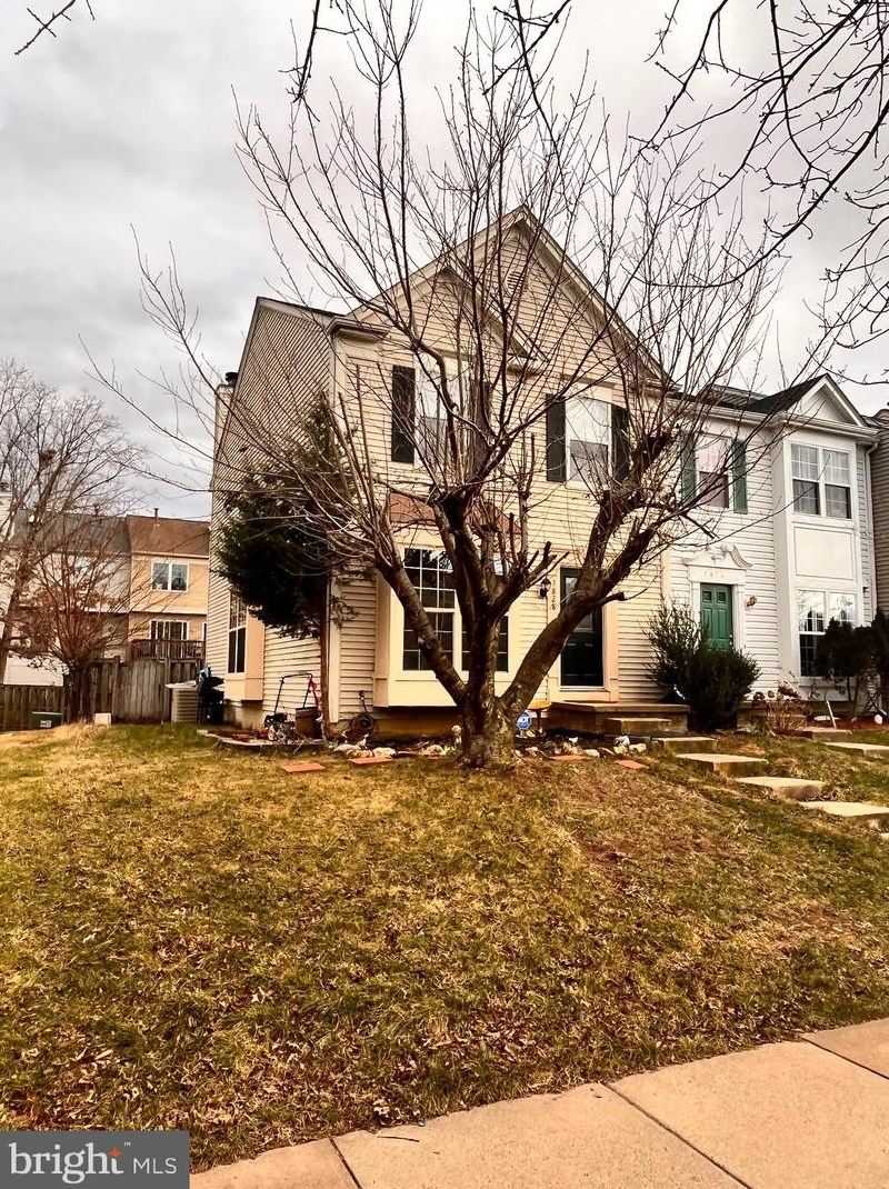 7828 Rebel Walk Dr, Manassas, VA 20109