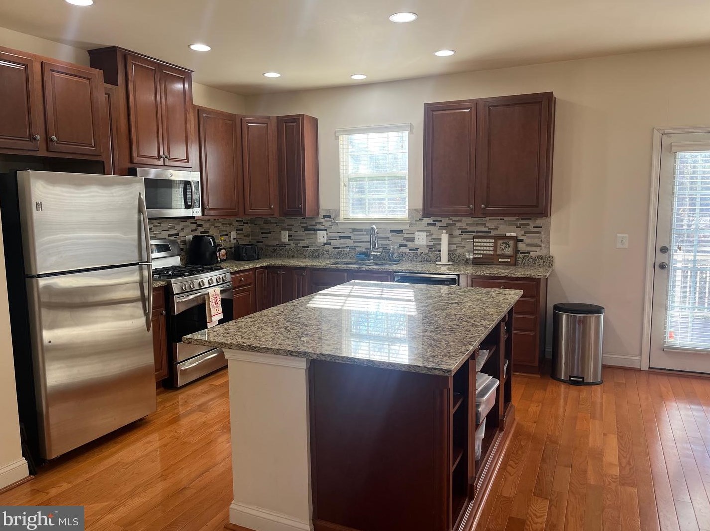 2647 Glenriver Way, Woodbridge, VA 22191