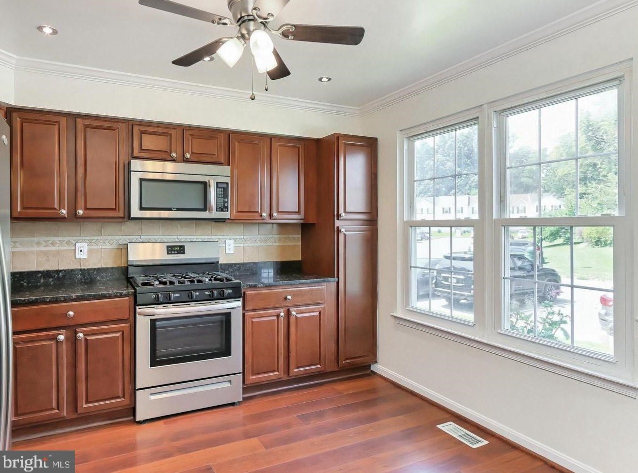 1981 Fort Monroe Ct, Dumfries, VA 22026