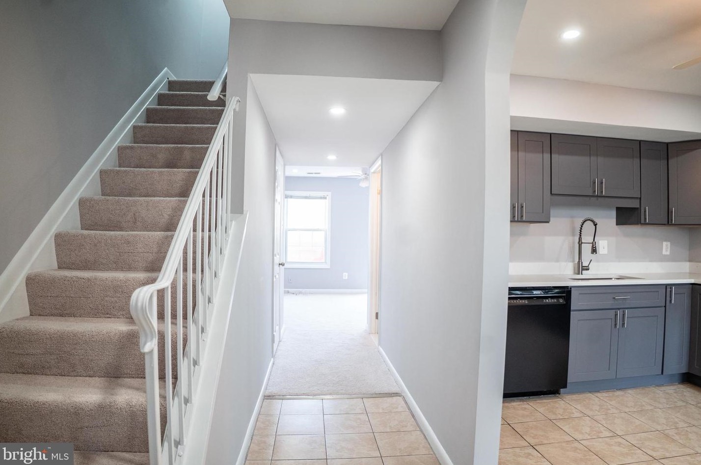 14796 Tamarack Pl, Woodbridge, VA 22191