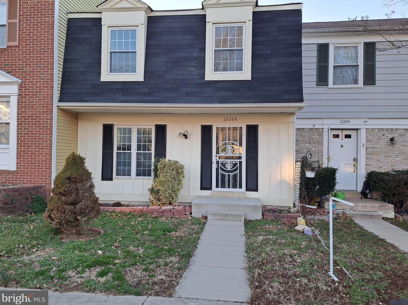 12266 Dapple Gray Ct, Woodbridge, VA 22192