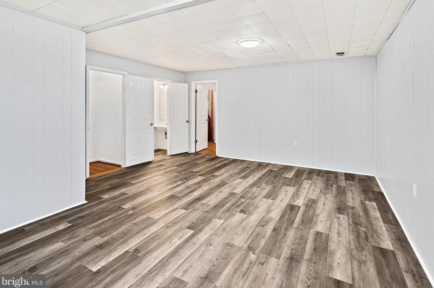 11334 Cromwell Ct, Woodbridge VA  22192-1124 exterior