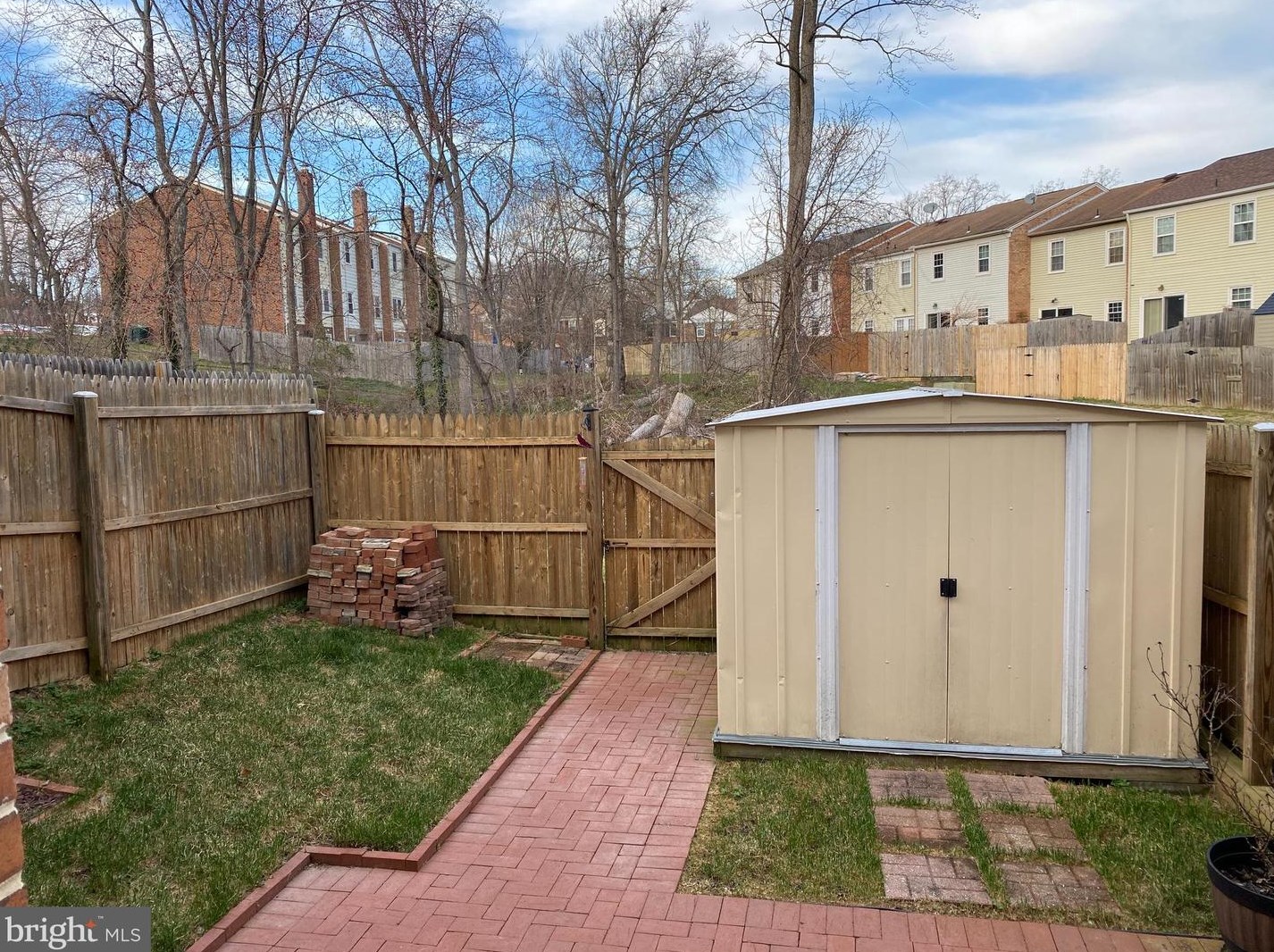 2910 Seminole Rd, Woodbridge, VA 22192