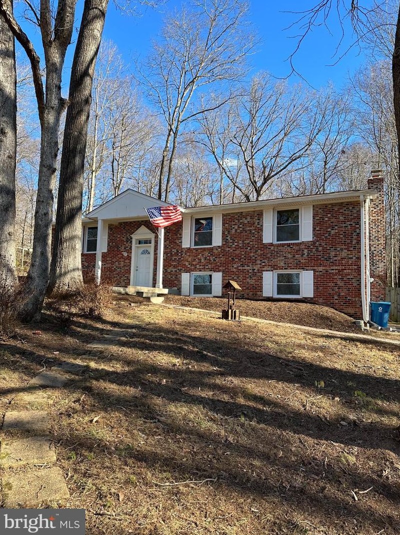 9013 Birmingham Dr, Manassas VA  20111-2413 exterior