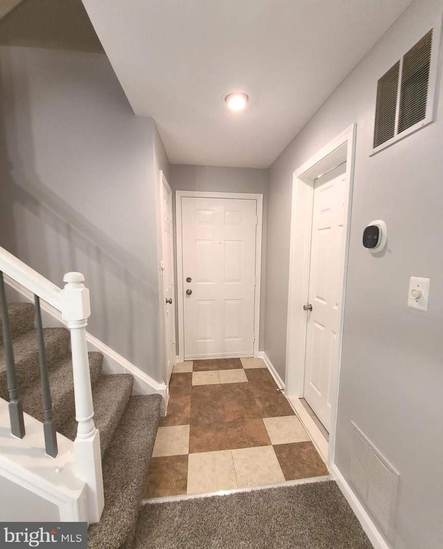 1037 Gardenview Loop #403, Woodbridge, VA 22191