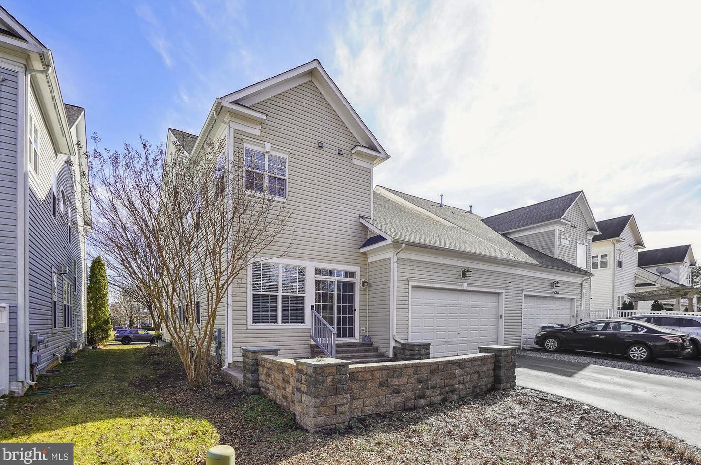 9676 Tarvie Cir, Bristow, VA 20136