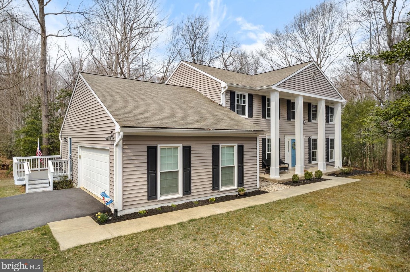 6134 River Forest Dr, Manassas, VA 20112-3075