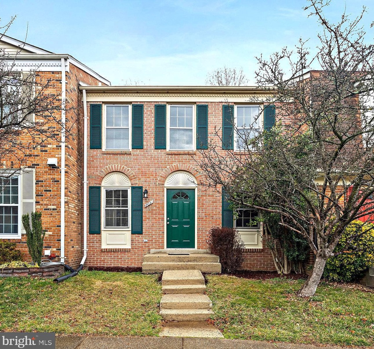 12032 Stallion Ct, Woodbridge, VA 22192