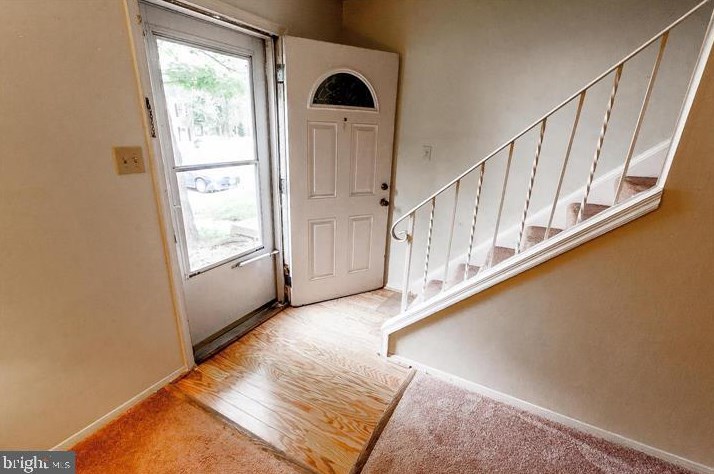 16616 Geddy Ct, Woodbridge, VA 22191-4612