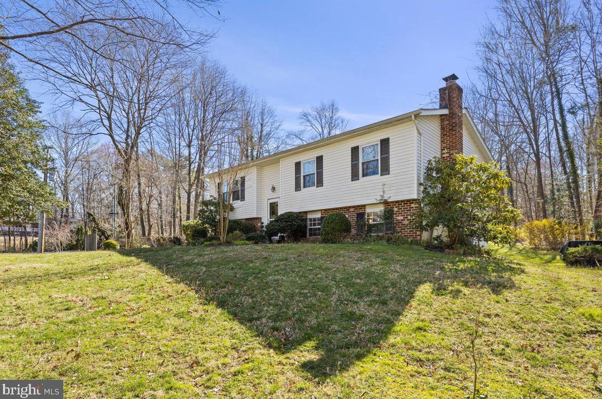 8993 Westchester Dr, Manassas, VA 20112-4503