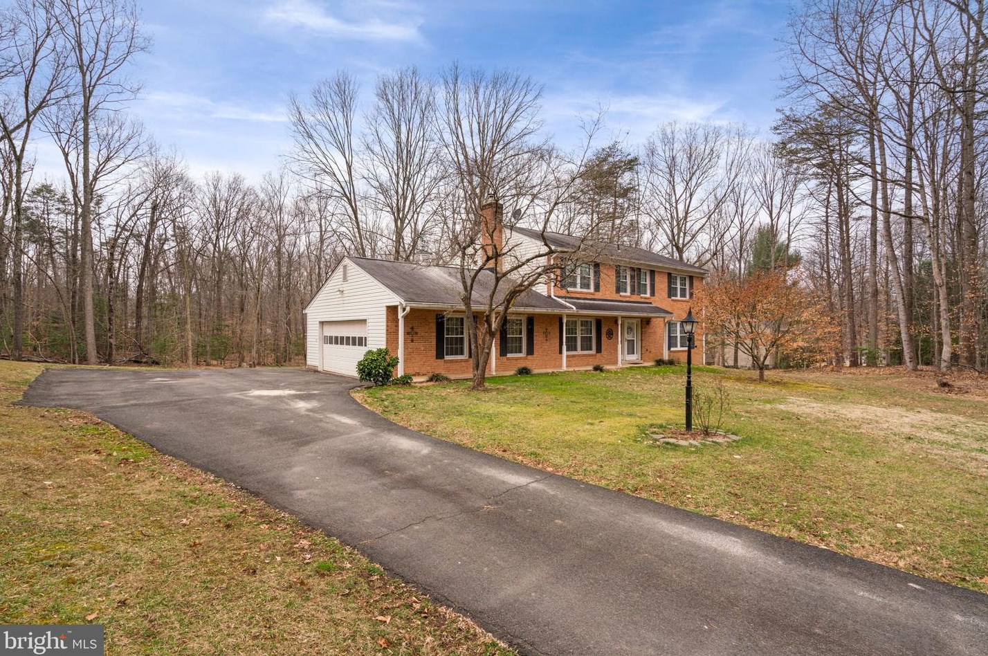 8017 Stillbrooke Rd, Manassas, VA 20112-4604