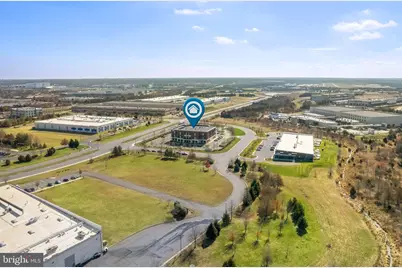 11220 Assett Loop #204, Manassas, VA 20109 - Photo 8