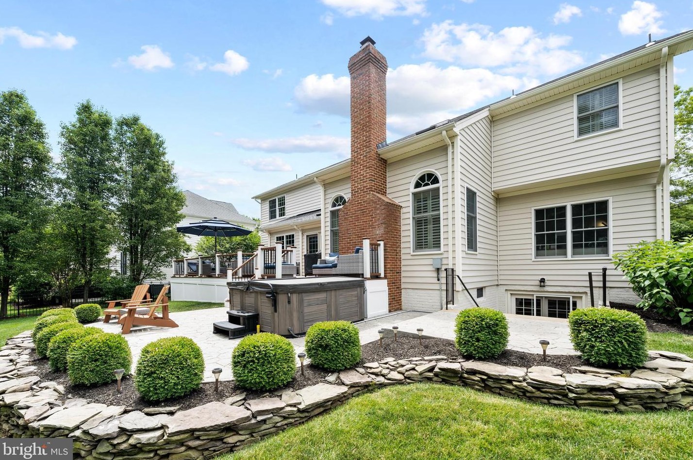 15520 Mellon Ct, Haymarket, VA 20169