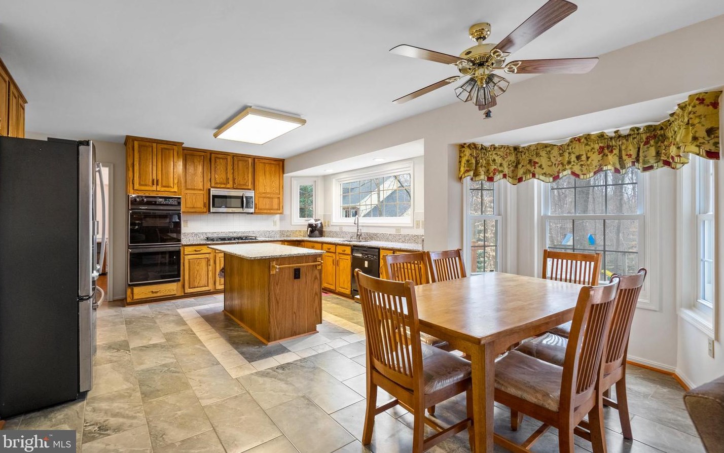 13084 Pershing Dr, Manassas, VA 20112-3692