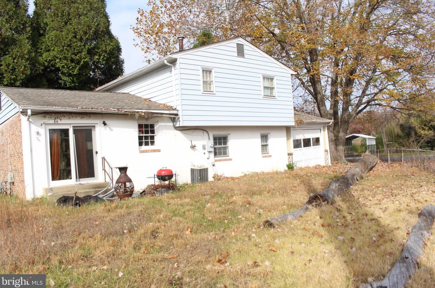 17805 Lyda Ln, Dumfries, VA 22026-2423
