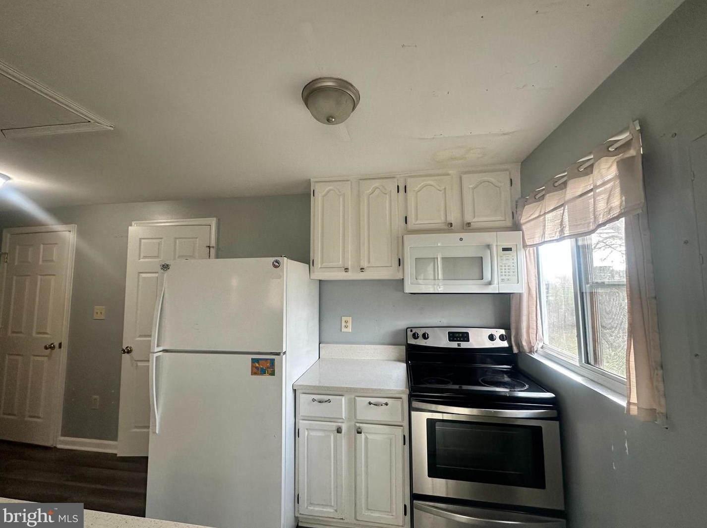 17744 Possum Point Rd, Dumfries VA  22026-2621 exterior
