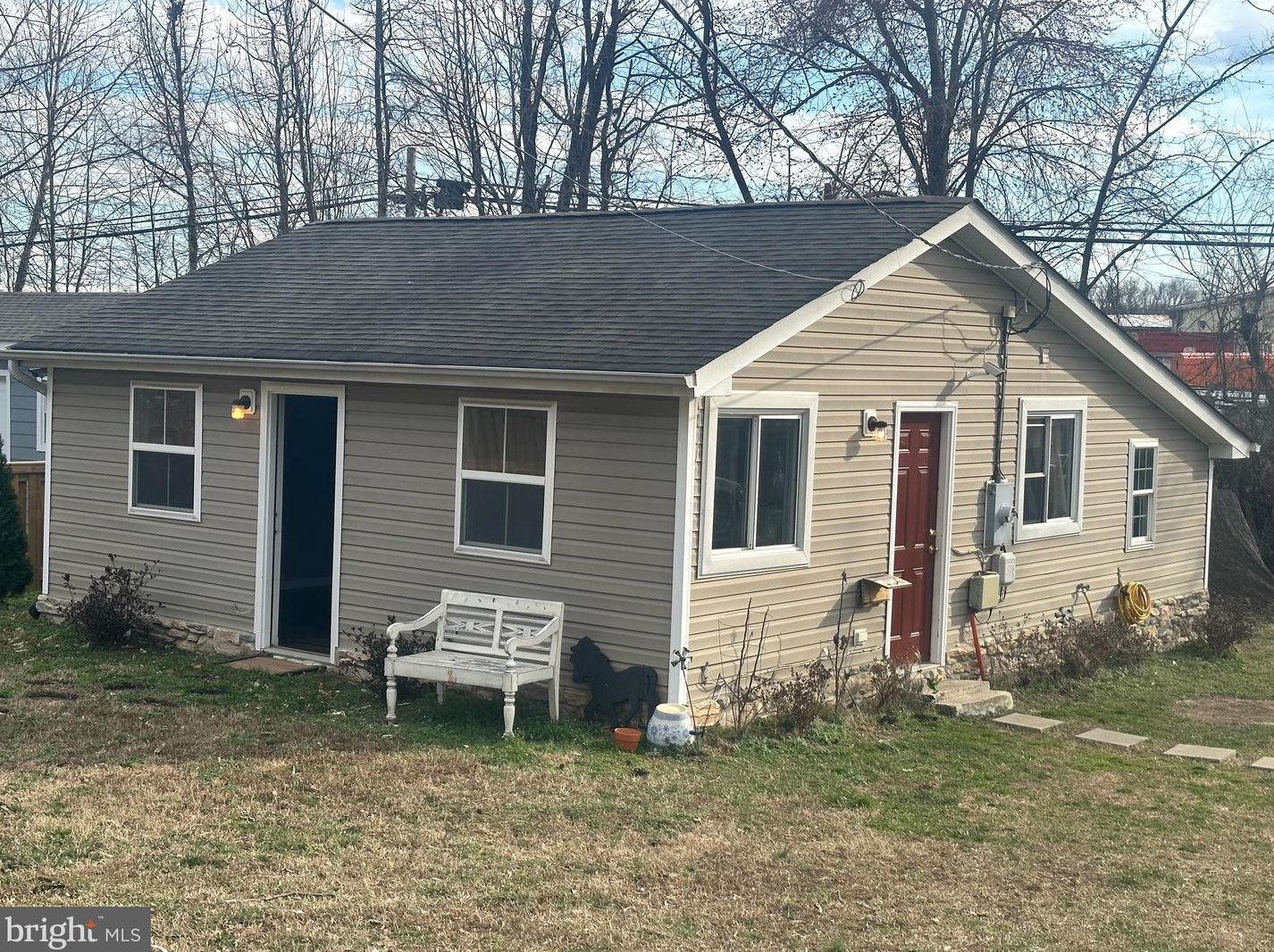 17744 Possum Point Rd, Dumfries VA  22026-2621 exterior