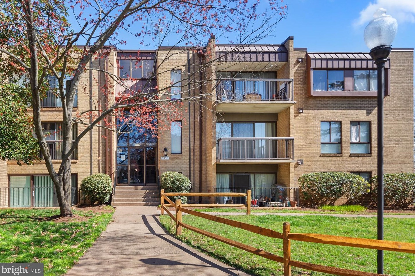 7577 Margate Ct #1, Manassas, VA 20109