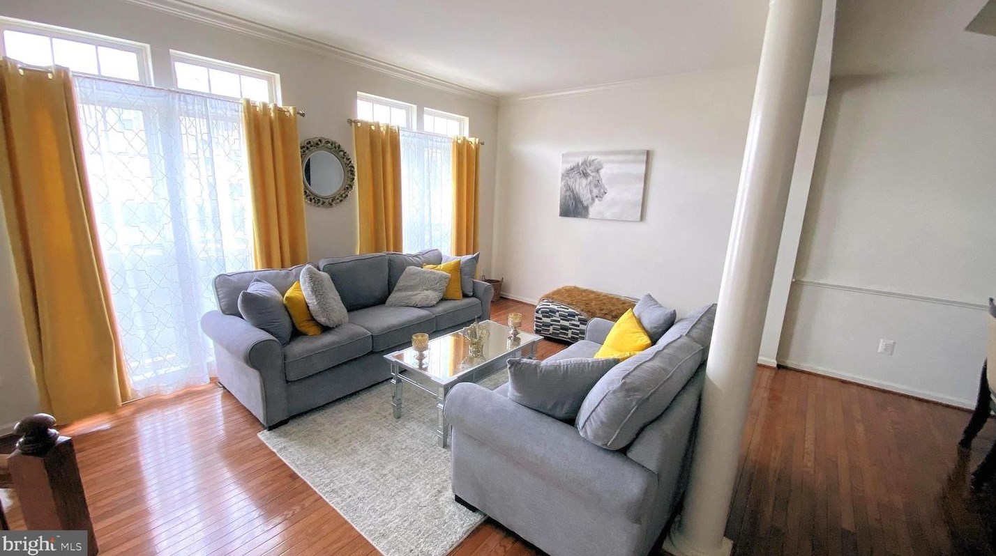 1406 Bird Watch Ct, Woodbridge, VA 22191