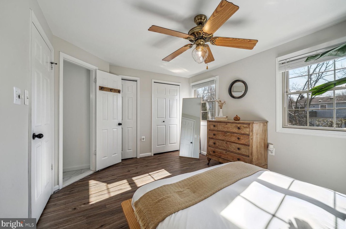 14129 Morrison Ct, Woodbridge VA  22193-4434 exterior