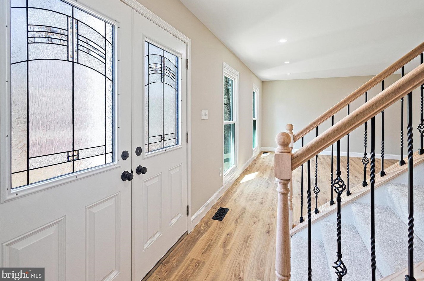 14731 Conway Dr, Manassas VA  20112-4043 exterior