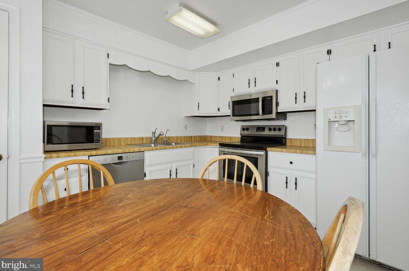 8267 Vernon St, Manassas VA  20109-3437 exterior