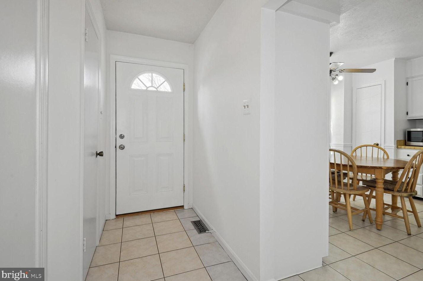 8267 Vernon St, Manassas, VA 20109