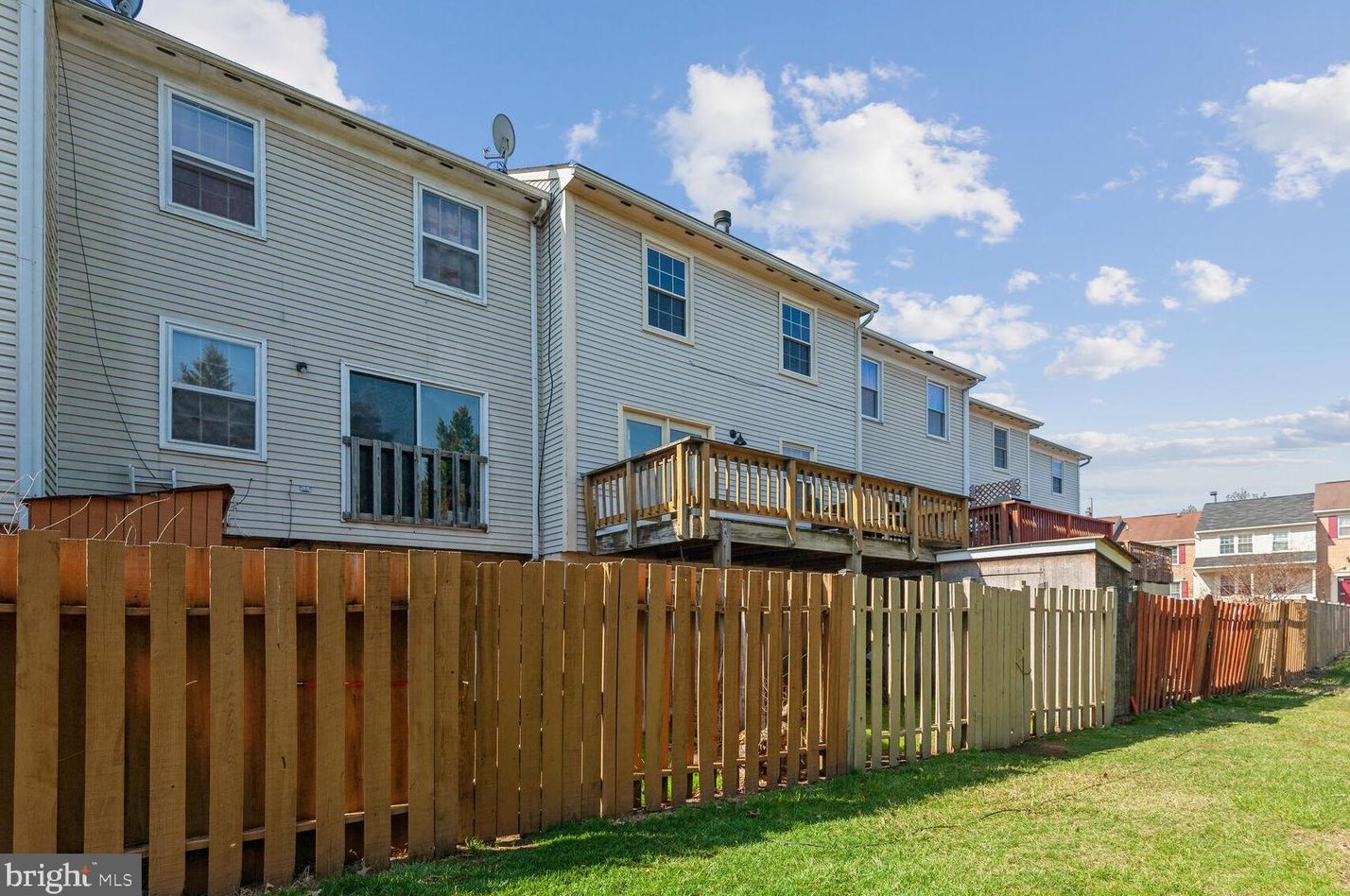 8267 Vernon St, Manassas VA  20109-3437 exterior