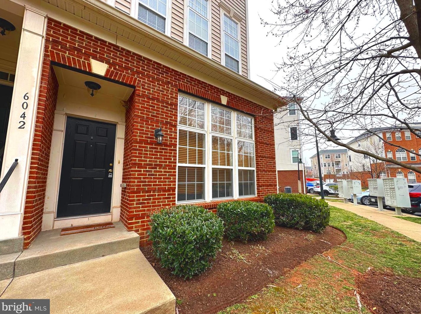 6042 Aster Haven Cir, Haymarket, VA 20169